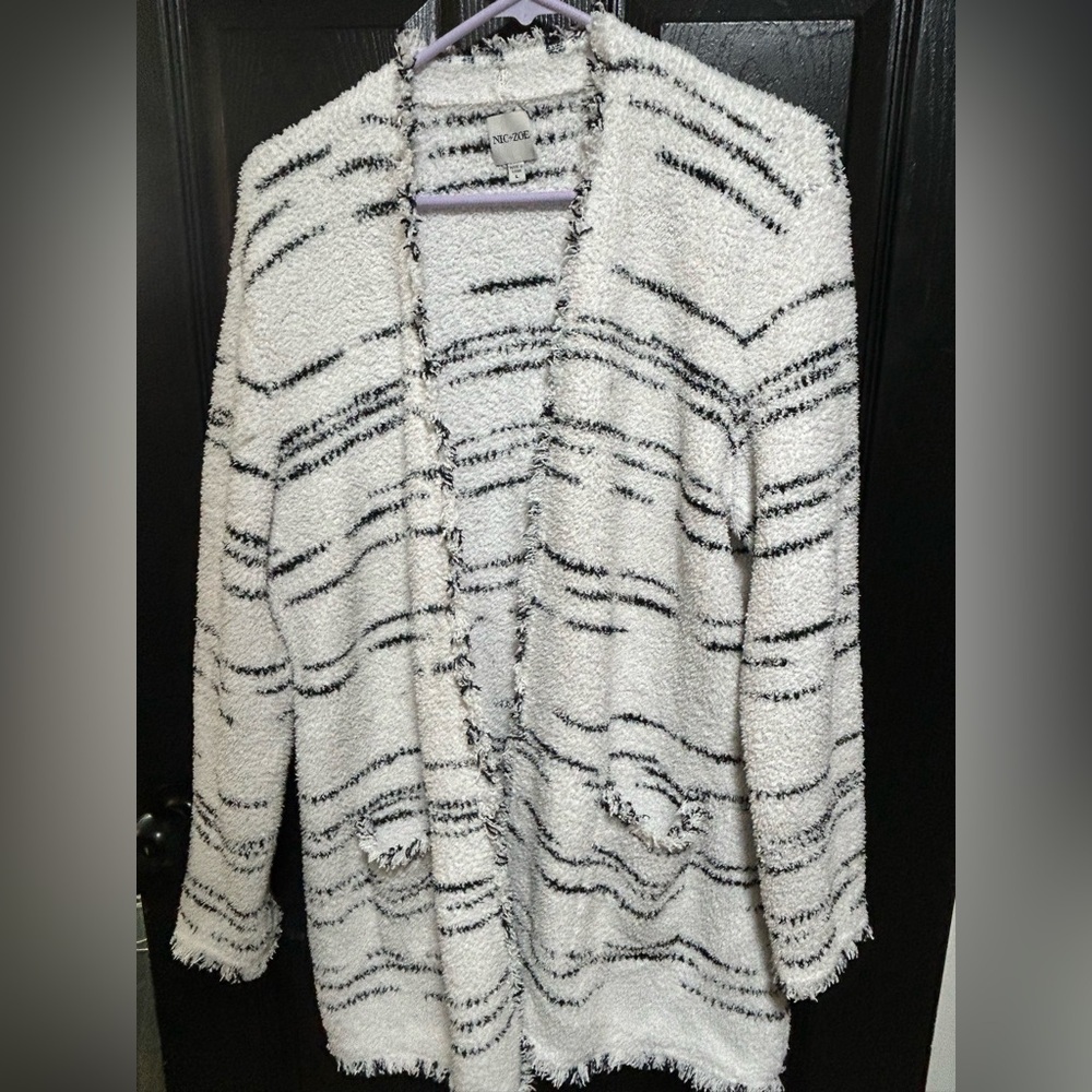 NIC+ZOE Textured White and Black Cardigan